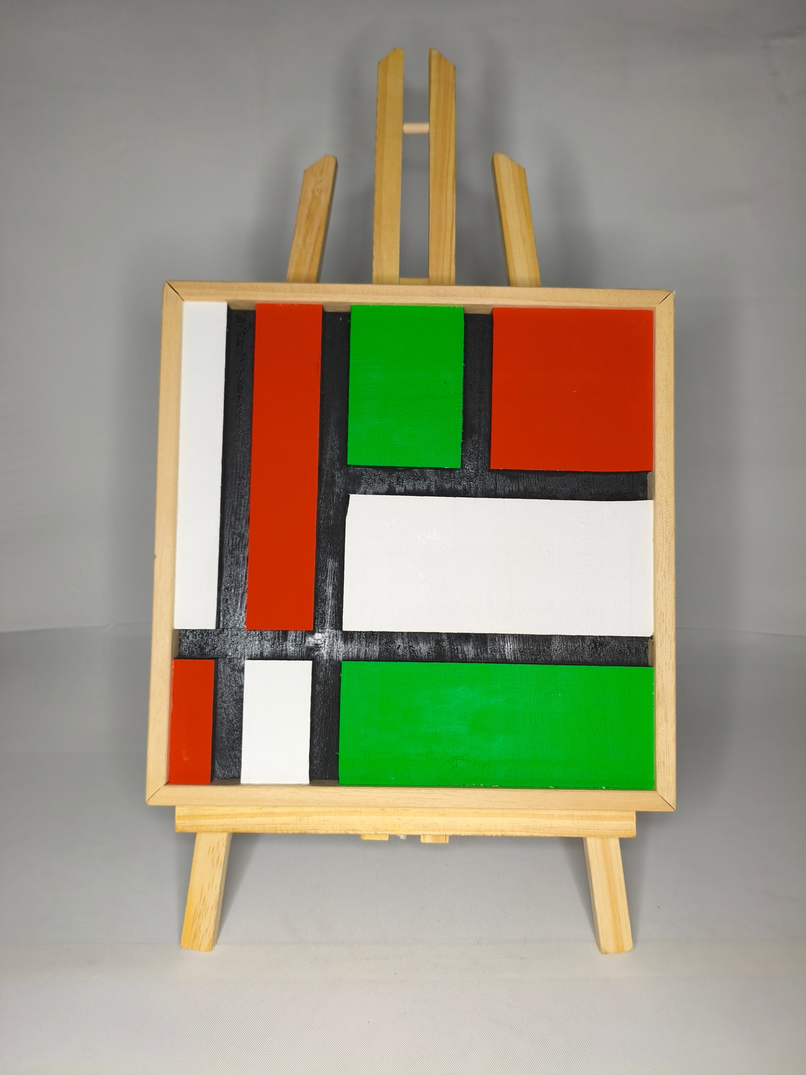 Quadro Geometrico a Fasce Rosso, Verde e Bianco – Legno di Paulonia