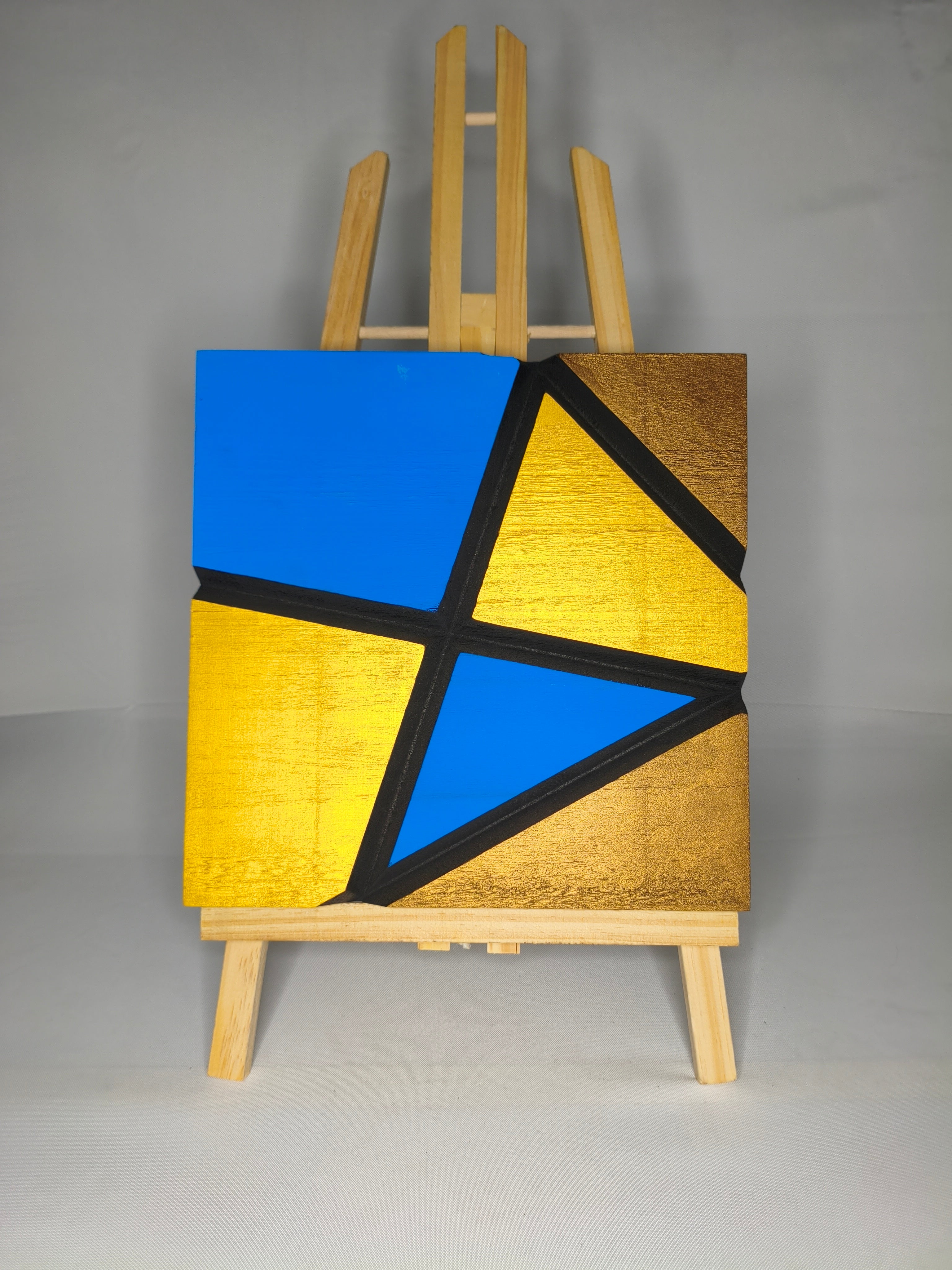 Quadro Geometrico Cubista Blu e Oro – Triangoli – Legno di Paulonia