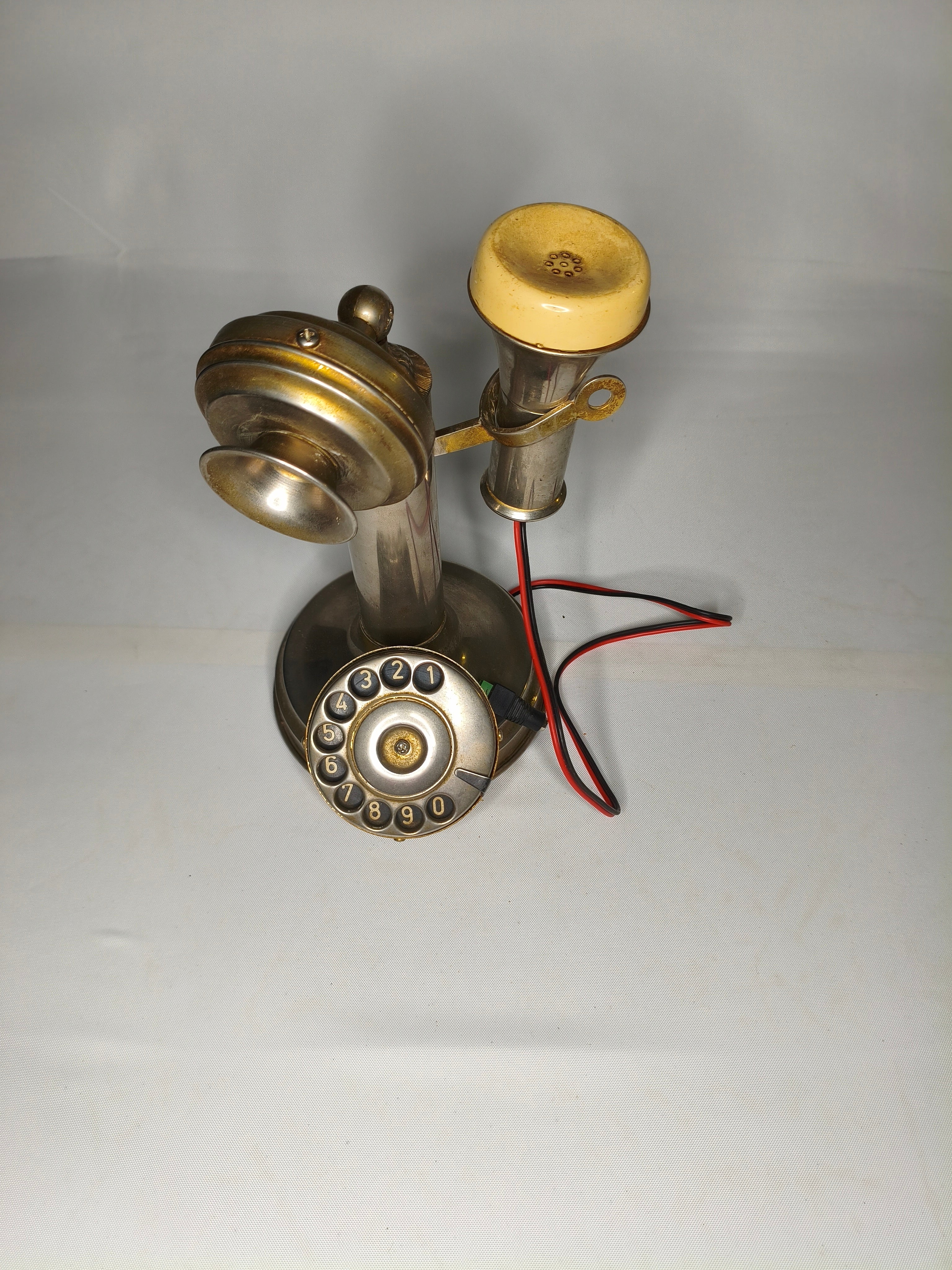 Telefono a Candela Vintage Anni '20 – Speaker Bluetooth nelle Cornette