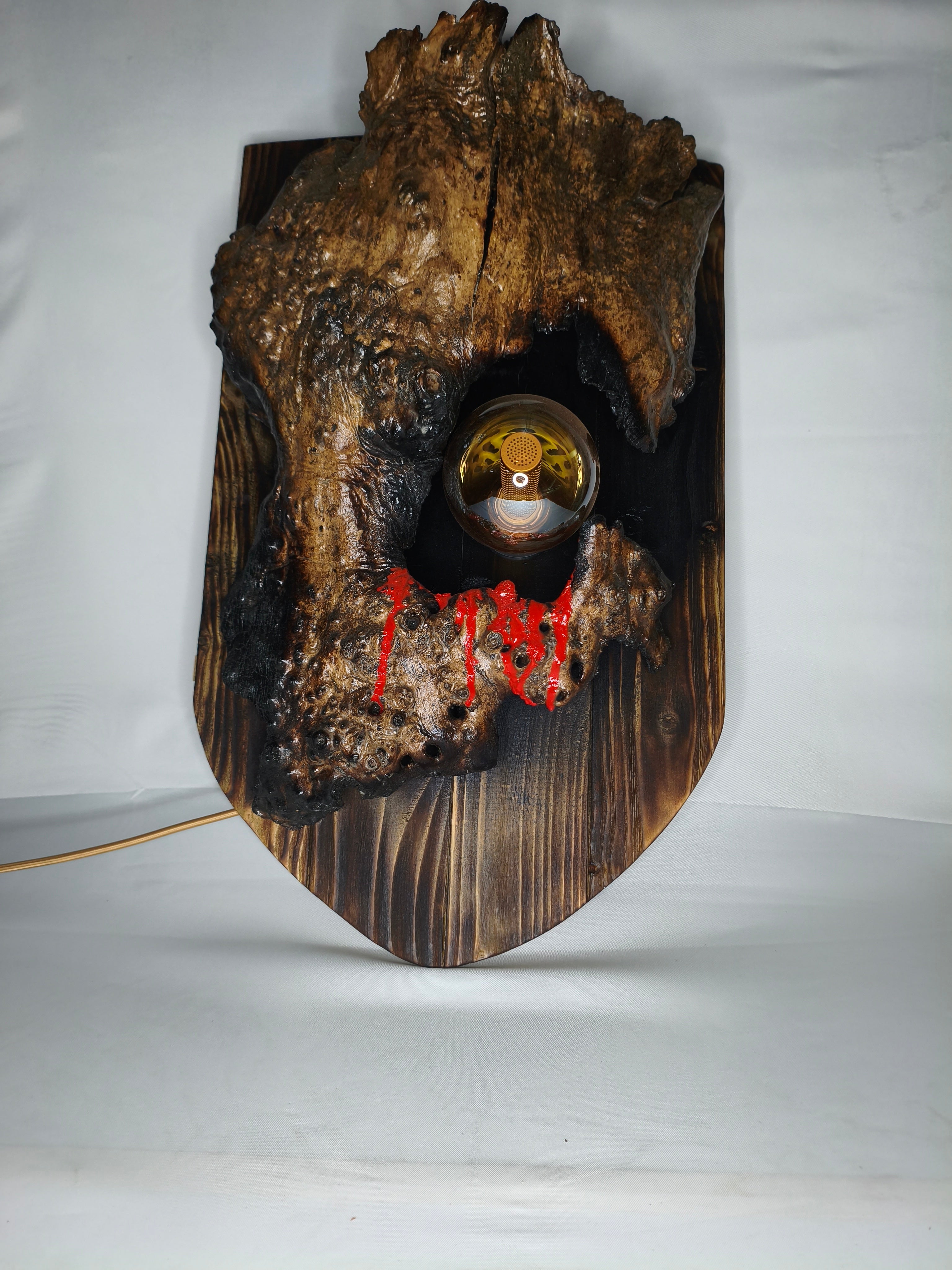 Lampada Artigianale in Legno con Radica e Bulbo Decorativo