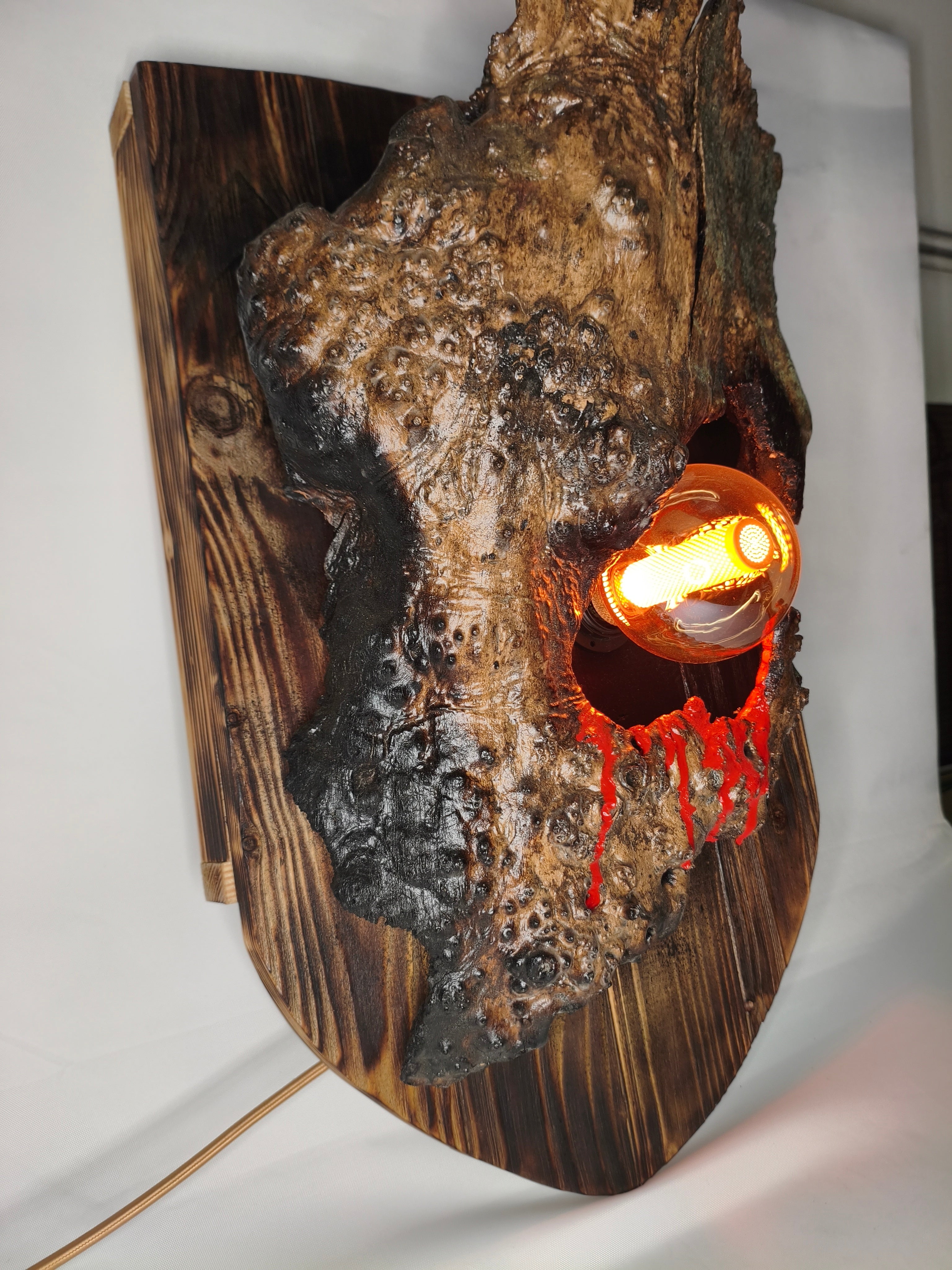Lampada Artigianale in Legno con Radica e Bulbo Decorativo